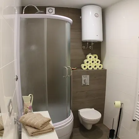 Apartment Studio Mirakul *