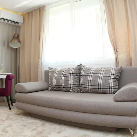 Studio Mirakul Apartment *